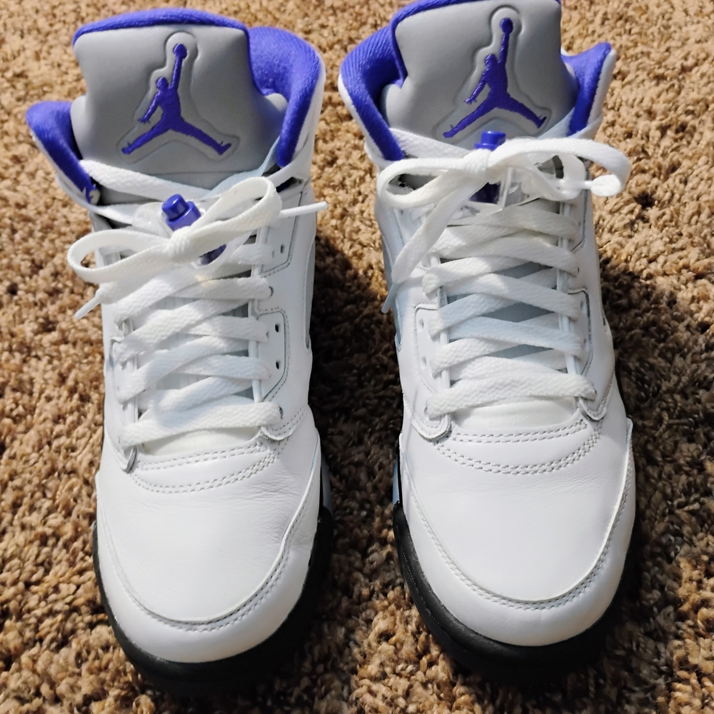 Jordan Kids White and Purple Sneakers